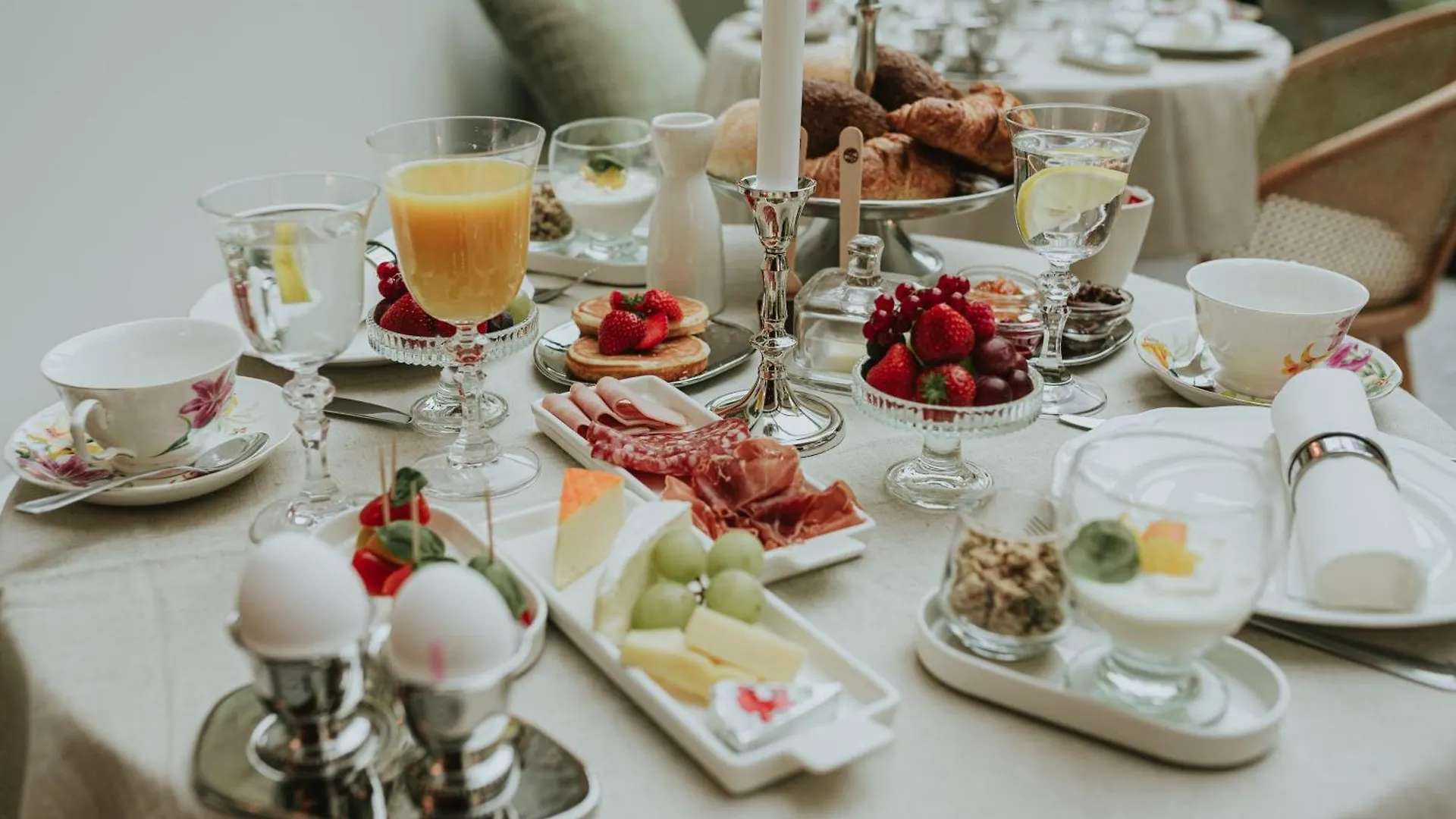 Bed & Breakfast The Burgundy - Boutique B&B Bruges Belgium