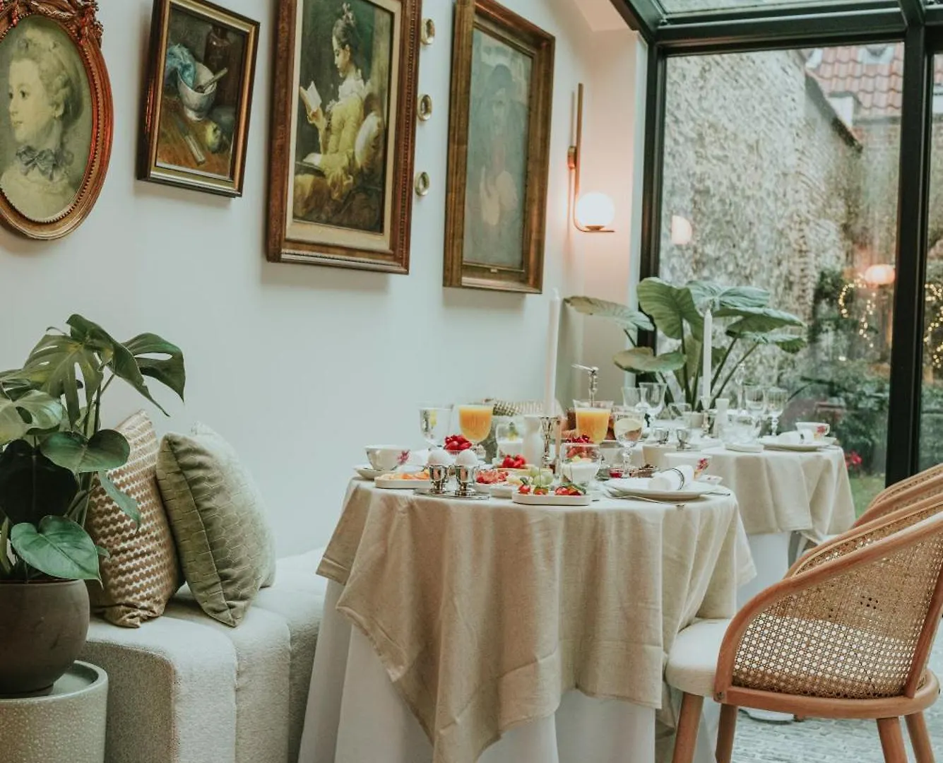 The Burgundy - Boutique B&B Μπριζ