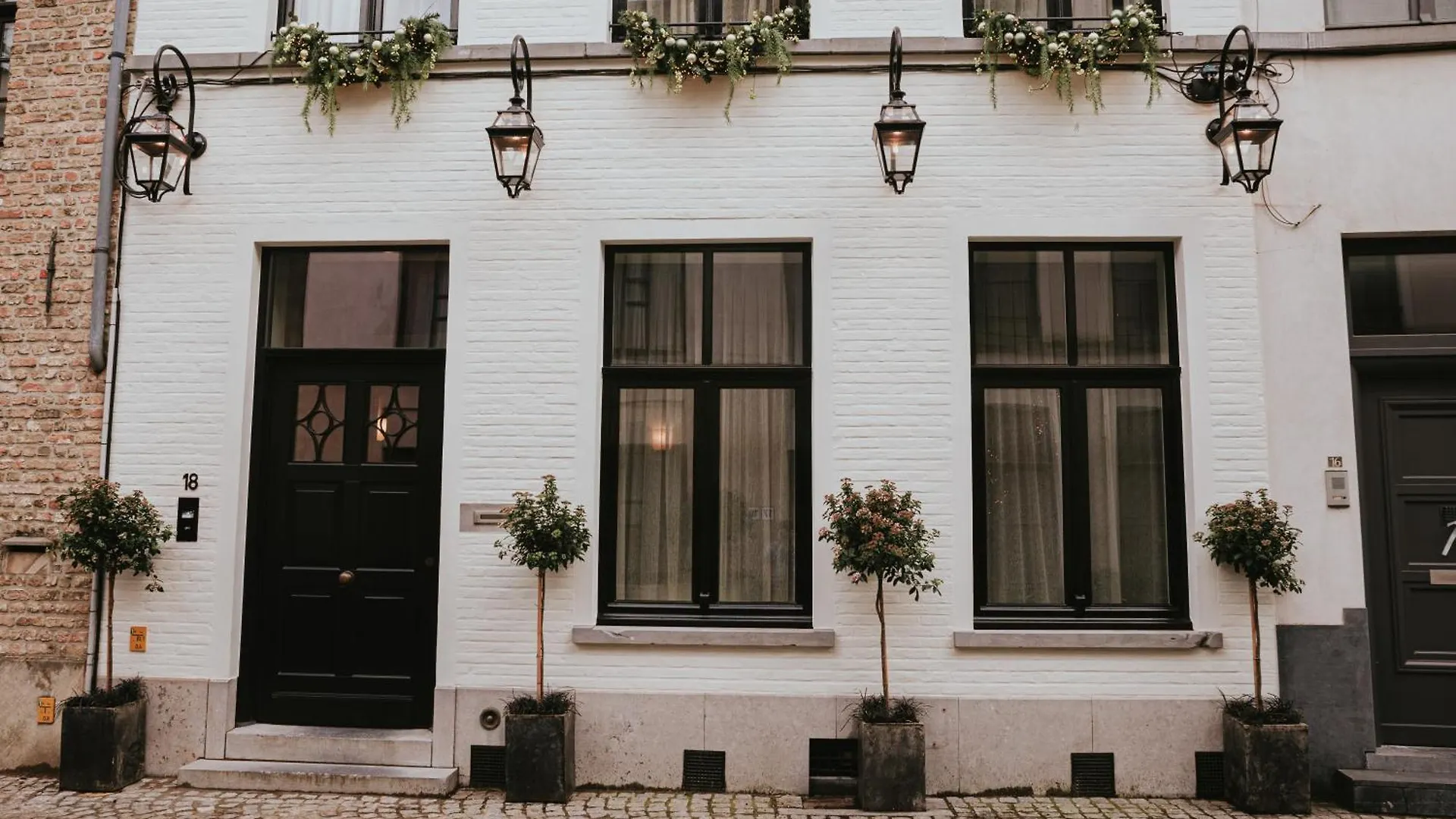 The Burgundy - Boutique B&B Μπριζ